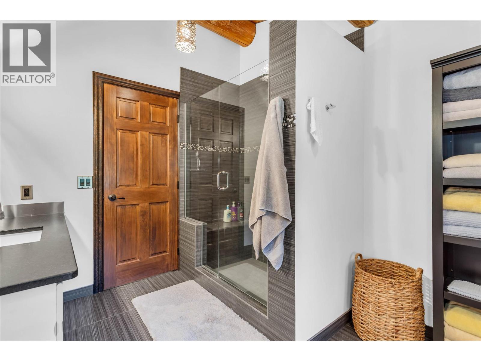 5738 Goudie Road, Kelowna, BC - With Exterior