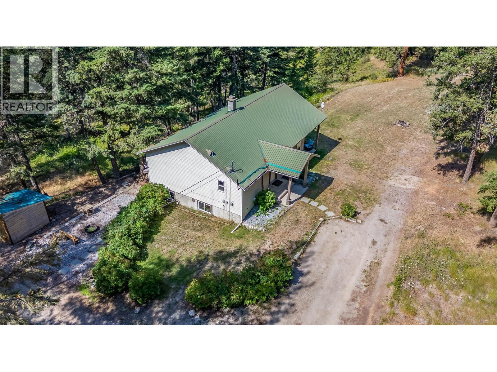 5738 Goudie Road, Kelowna, BC - Outdoor