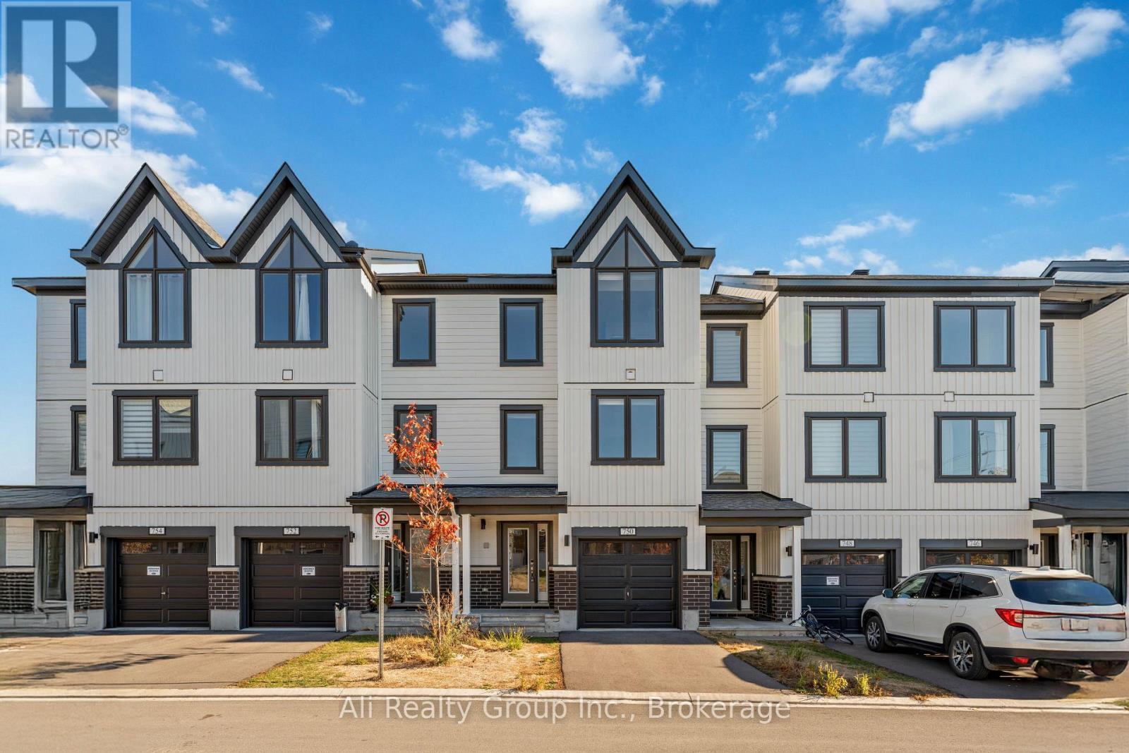 750 Kinstead Private, Ottawa, ON - Outdoor With Facade