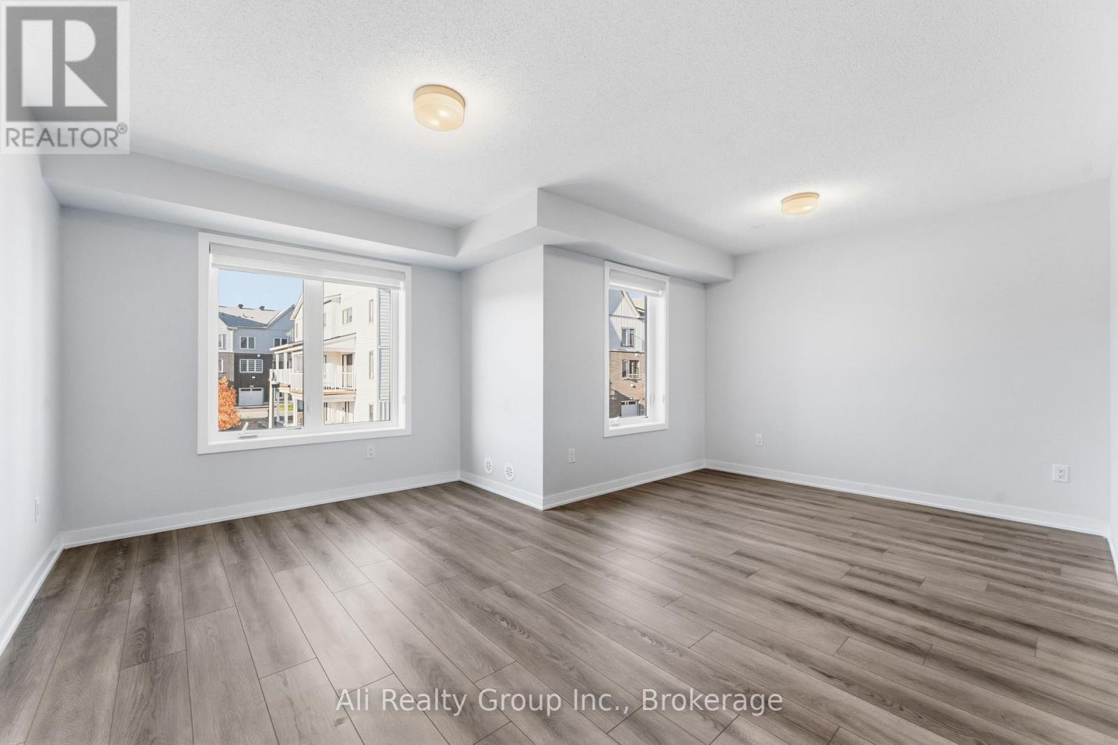 750 Kinstead Private, Ottawa, ON - Indoor Photo Showing Other Room