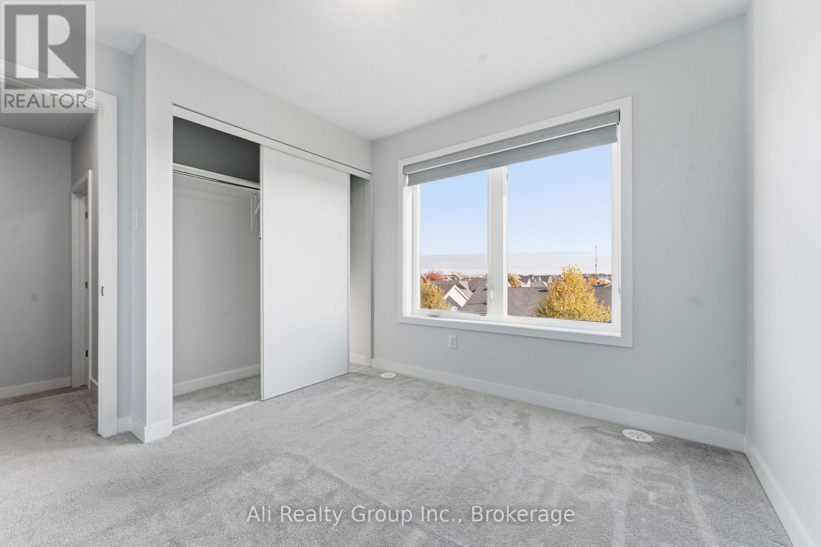 750 Kinstead Private, Ottawa, ON - Indoor Photo Showing Other Room