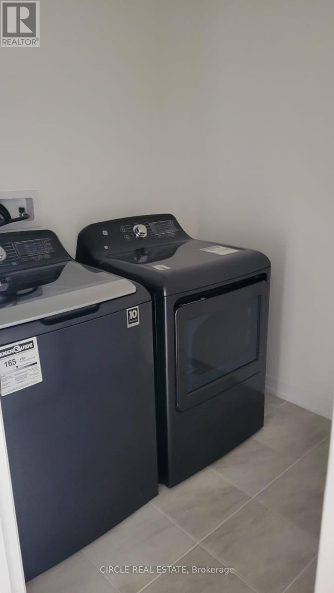159 Brighton Lane, Thorold, ON - Indoor Photo Showing Laundry Room
