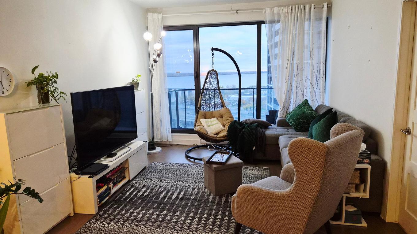 Salon - 1805-299 Rue De La Rotonde, Montréal (Verdun/Île-Des-Soeurs), QC - Indoor