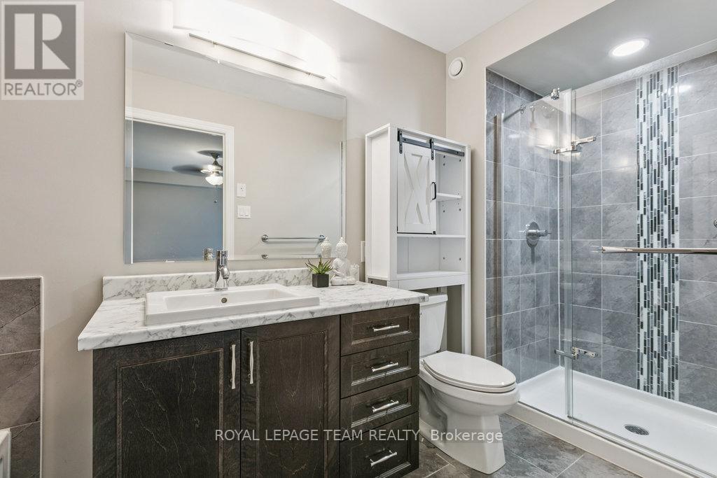 525 Rowers Way, Ottawa, ON - Indoor Photo Showing Bathroom