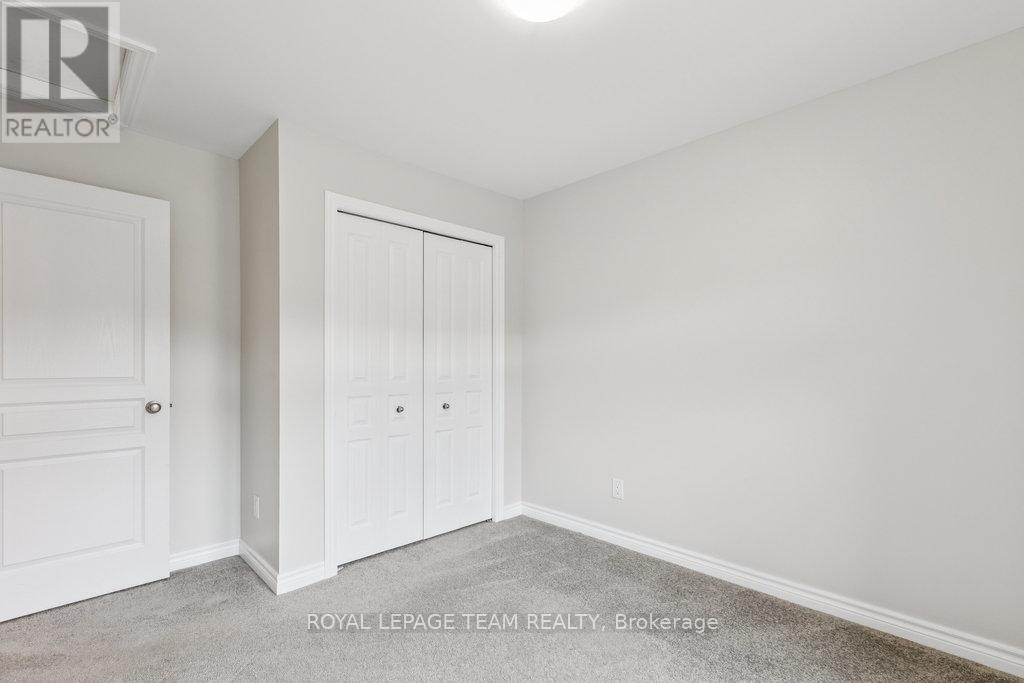 525 Rowers Way, Ottawa, ON - Indoor Photo Showing Other Room