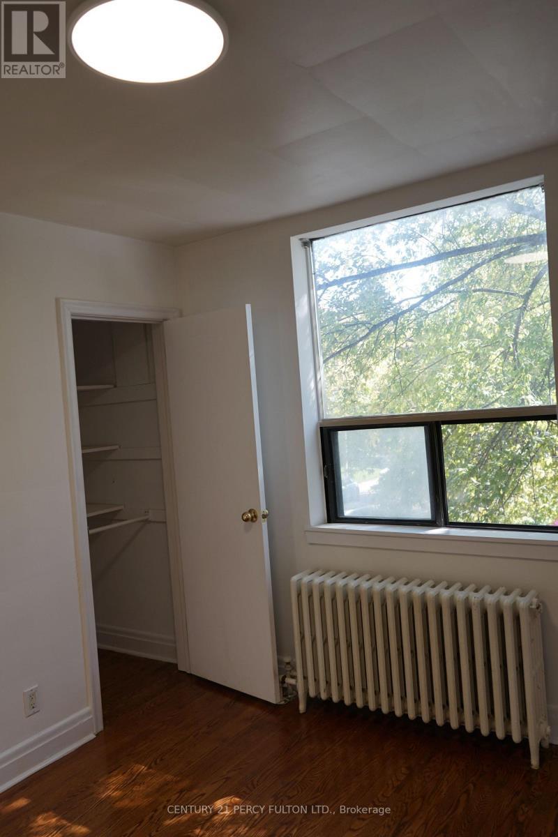 2 - 461 Eglinton Avenue E, Toronto, ON - Indoor