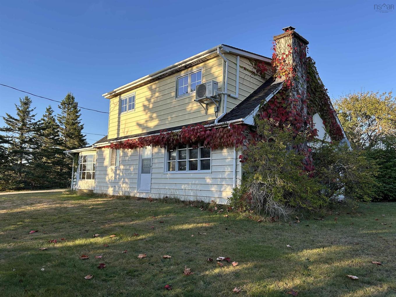 7532 Highwy 3, Upper Woods Harbour, NS