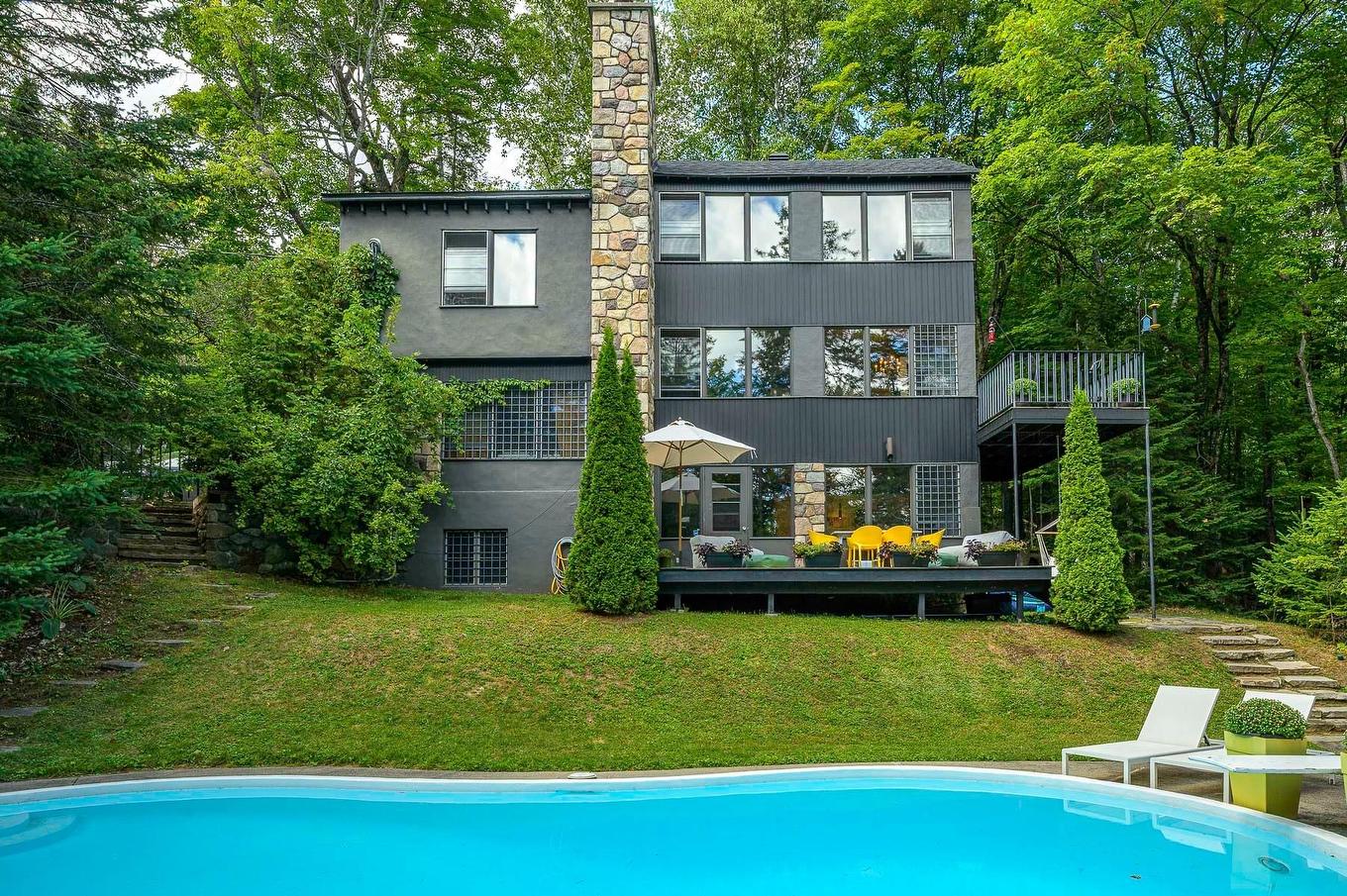 Backyard - 1375 Rue De La Laurentie, Sainte-Adèle, QC - Outdoor With In Ground Pool