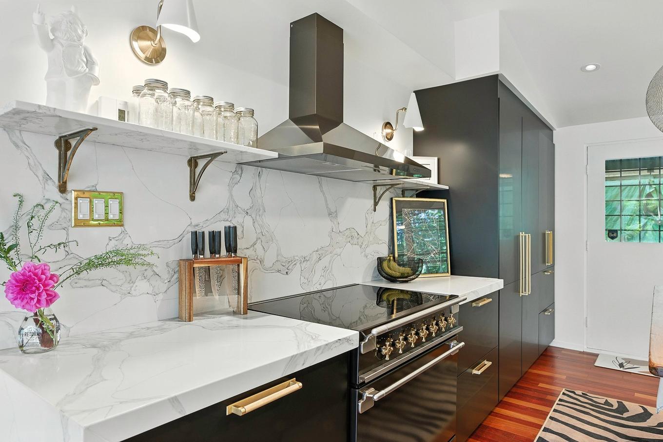 Kitchen - 1375 Rue De La Laurentie, Sainte-Adèle, QC - Indoor Photo Showing Kitchen