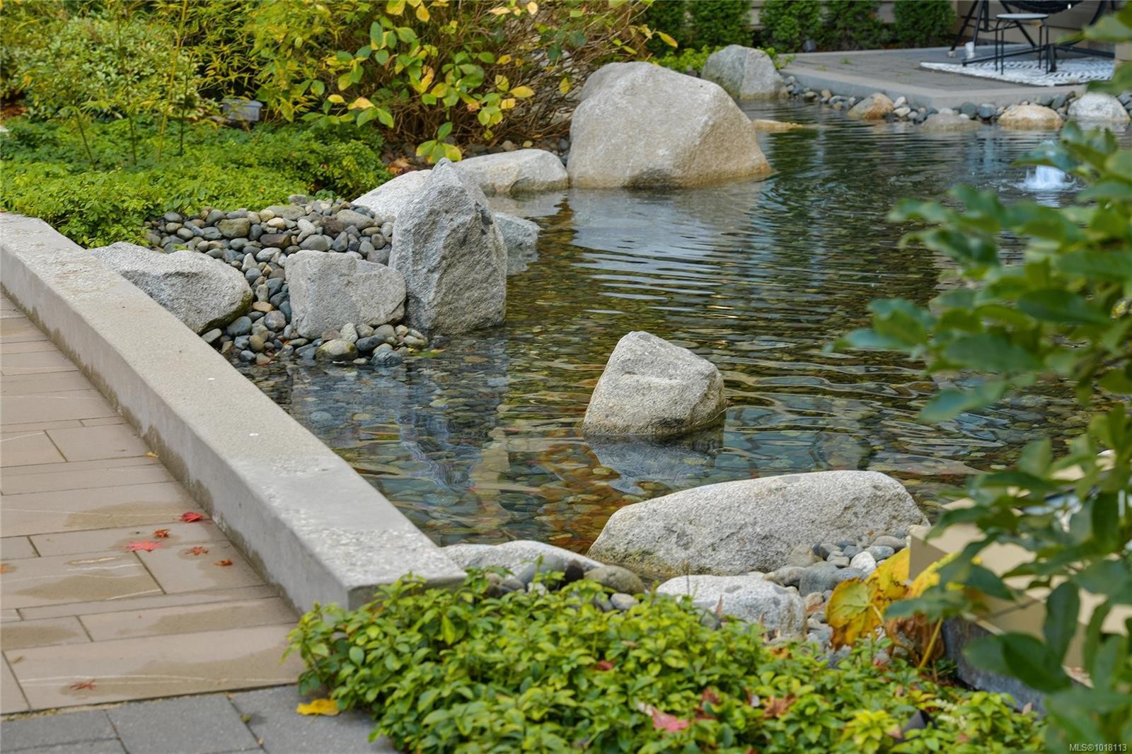 1003-707 Courtney St, Victoria, BC - Outdoor With Body Of Water With View