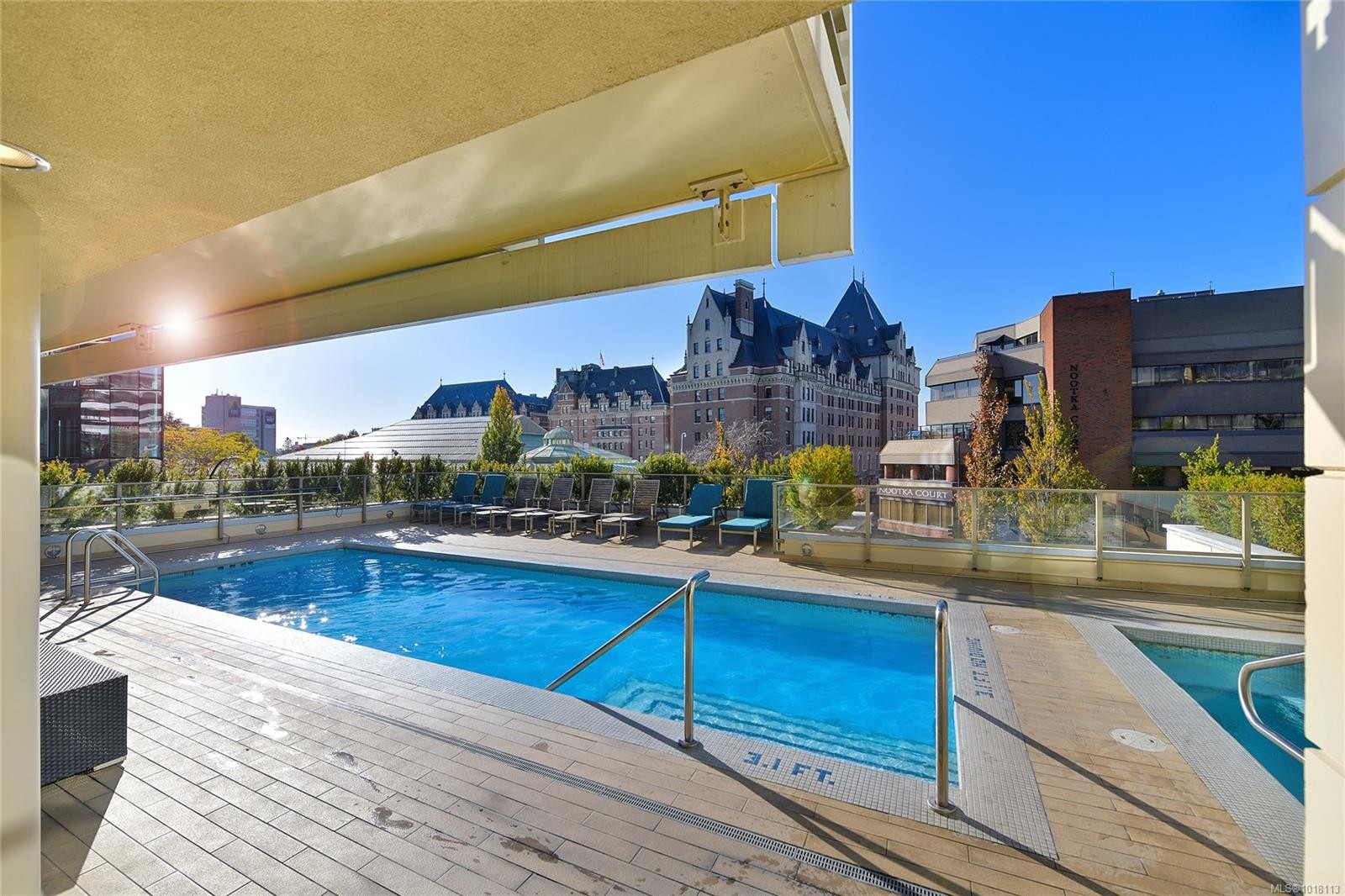 1003-707 Courtney St, Victoria, BC - Outdoor With In Ground Pool