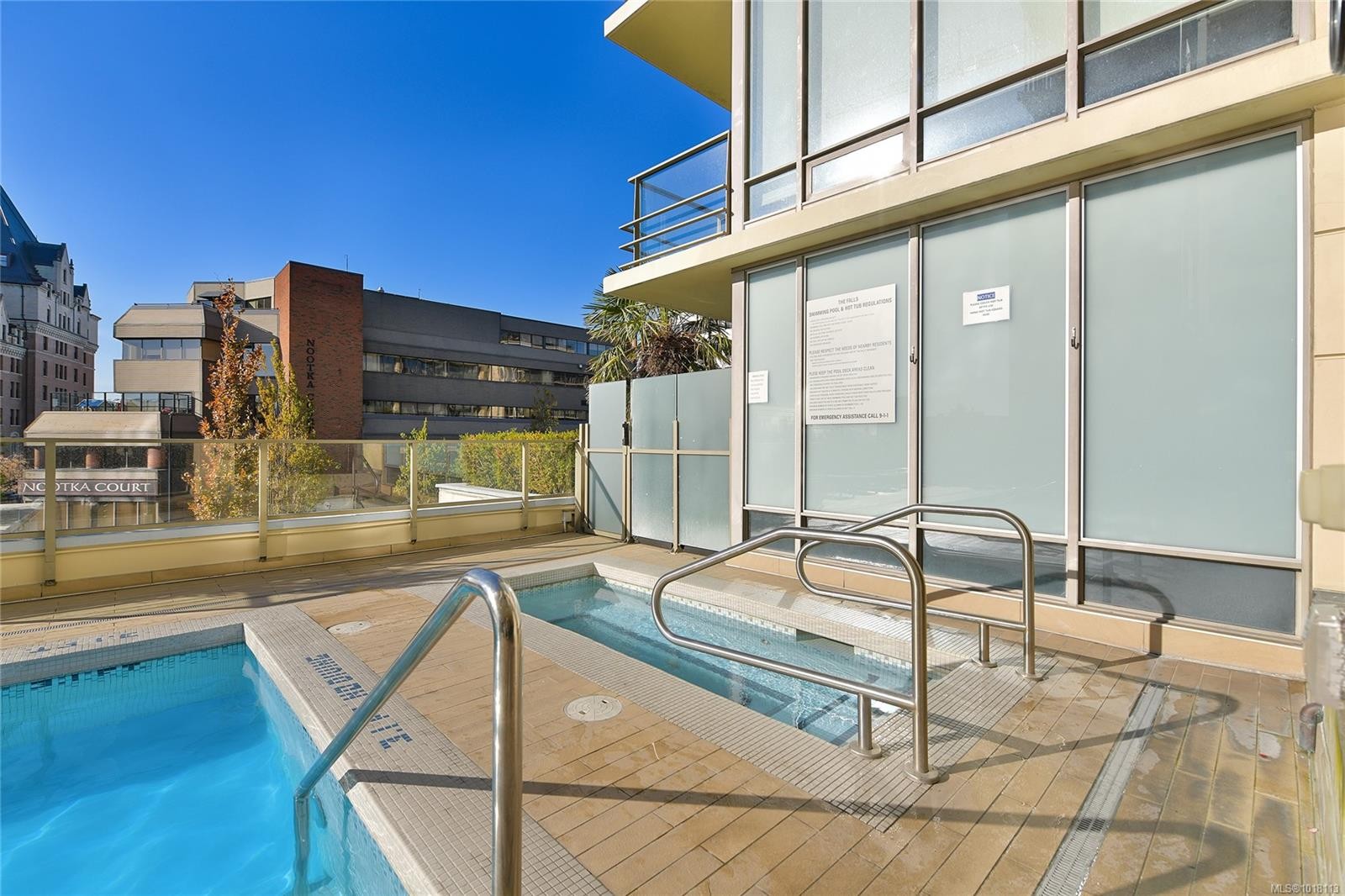 1003-707 Courtney St, Victoria, BC - Outdoor With In Ground Pool With Exterior