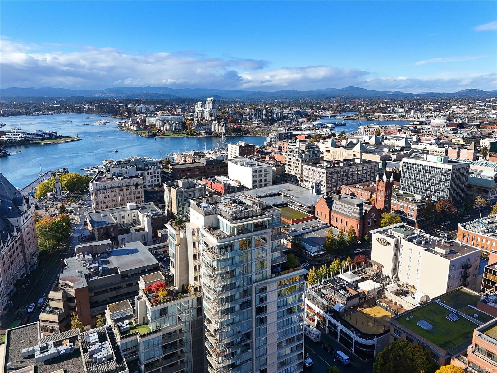 1003-707 Courtney St, Victoria, BC - Outdoor With Body Of Water With View