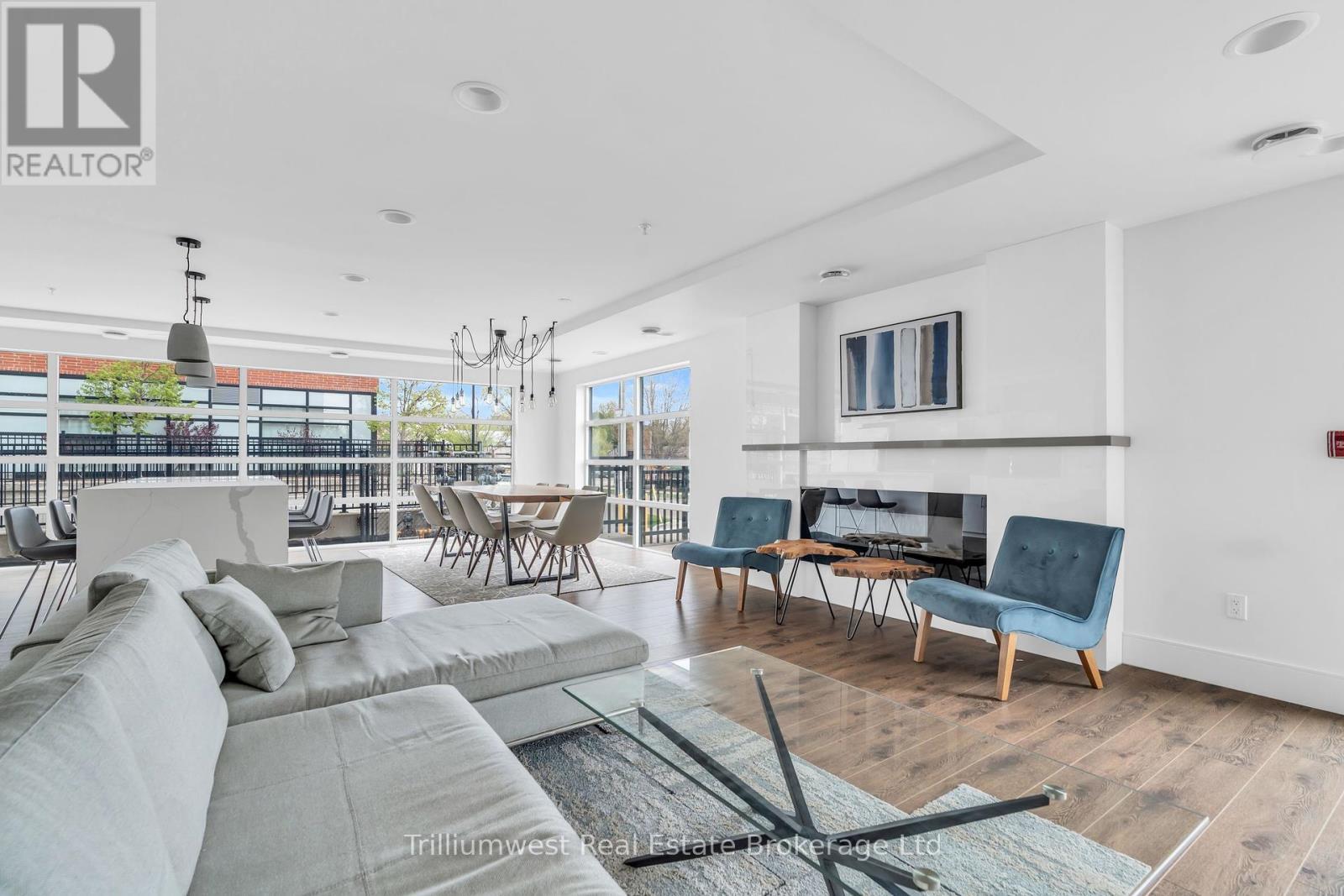 412 - 155 St Leger Street, Kitchener, ON - Indoor Photo Showing Living Room