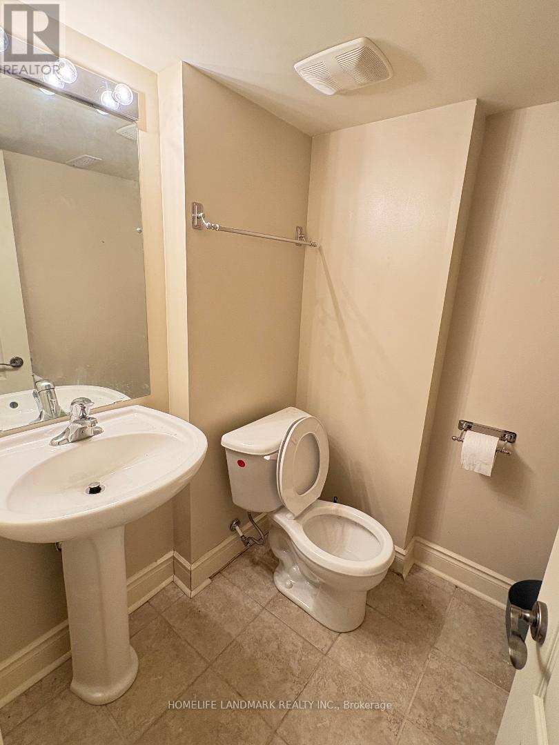 29 Hans Drive, Markham, ON - Indoor Photo Showing Bathroom