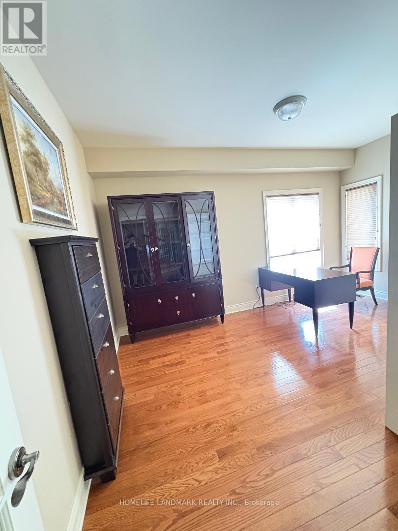 29 Hans Drive, Markham, ON - Indoor Photo Showing Other Room