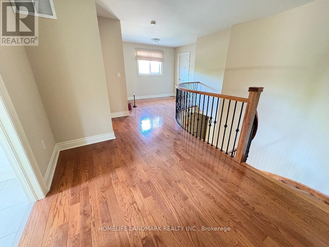 29 Hans Drive, Markham, ON - Indoor Photo Showing Other Room