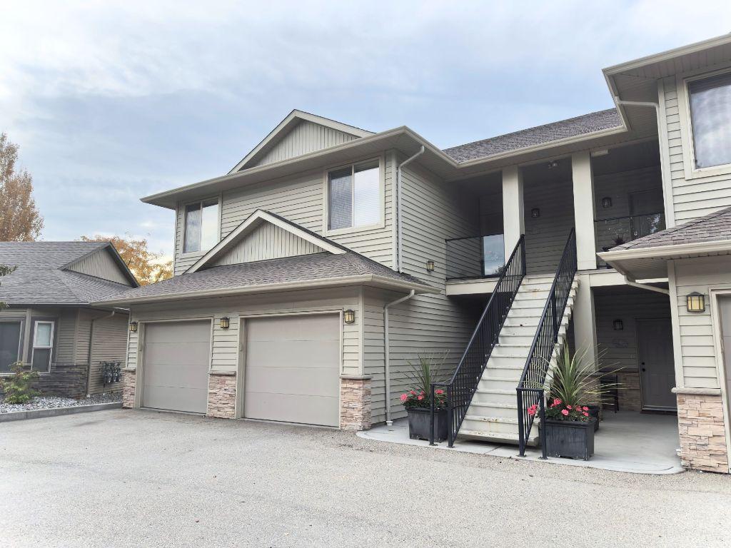 603-3350 Woodsdale Road, Lake Country, BC - Outdoor With Facade