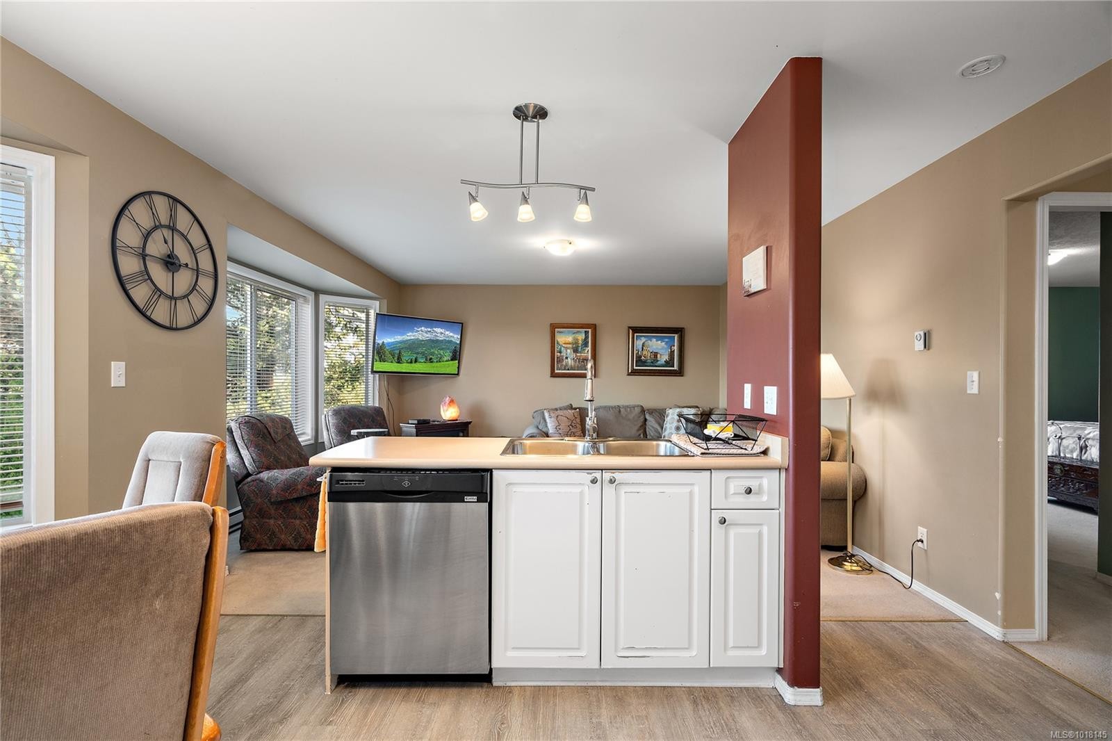 A-6599 Central Saanich Rd, Central Saanich, BC