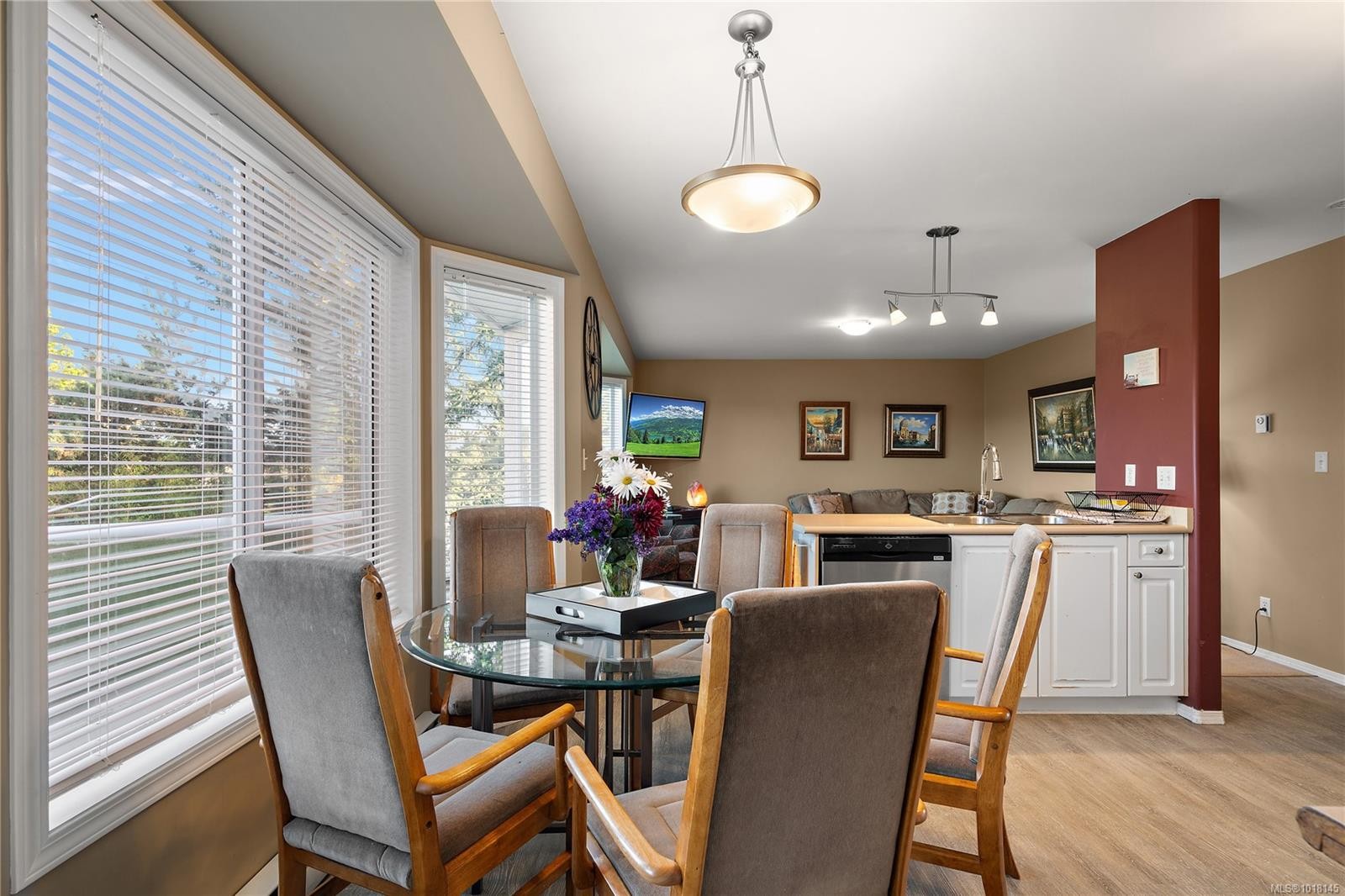 A-6599 Central Saanich Rd, Central Saanich, BC