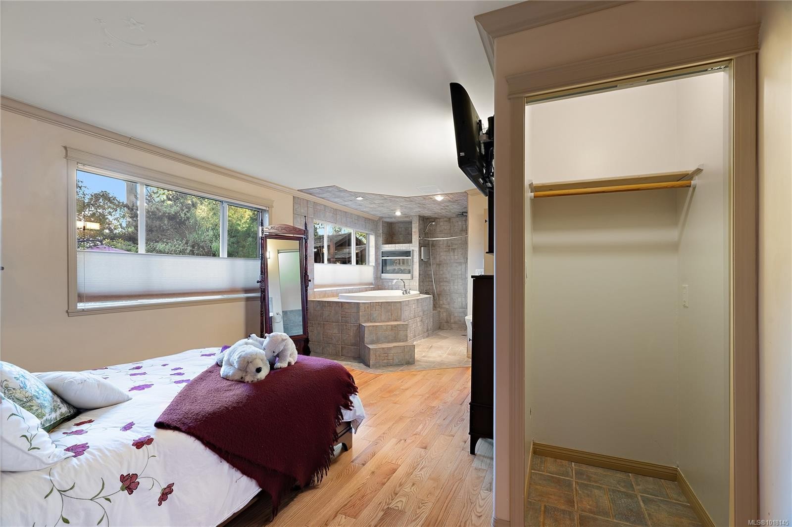 A-6599 Central Saanich Rd, Central Saanich, BC