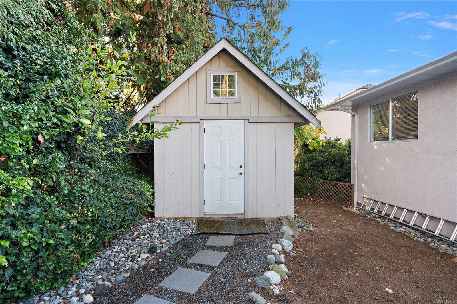 A-6599 Central Saanich Rd, Central Saanich, BC