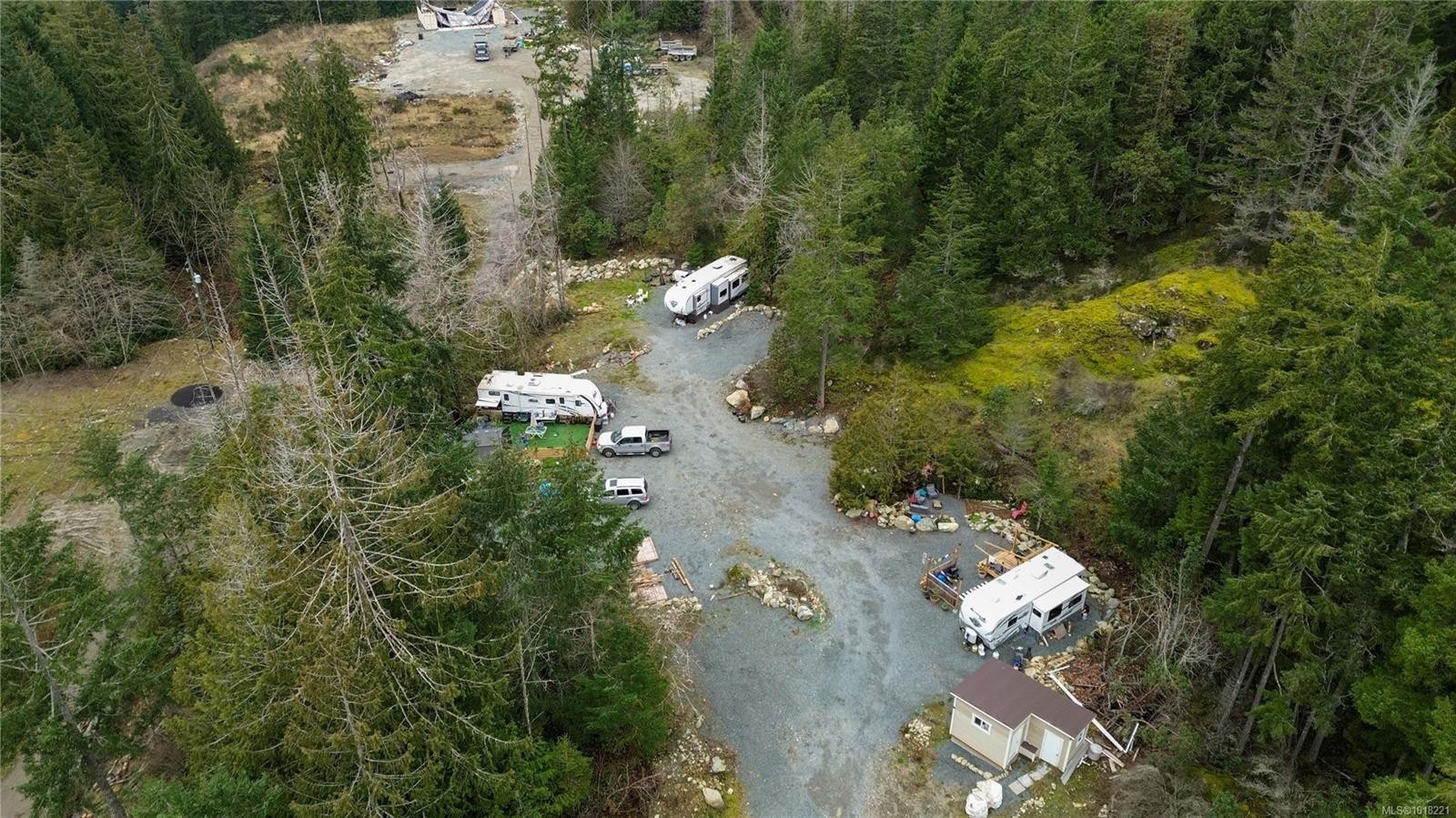 687-689 Shawnigan Lake Rd, Shawnigan Lake, BC