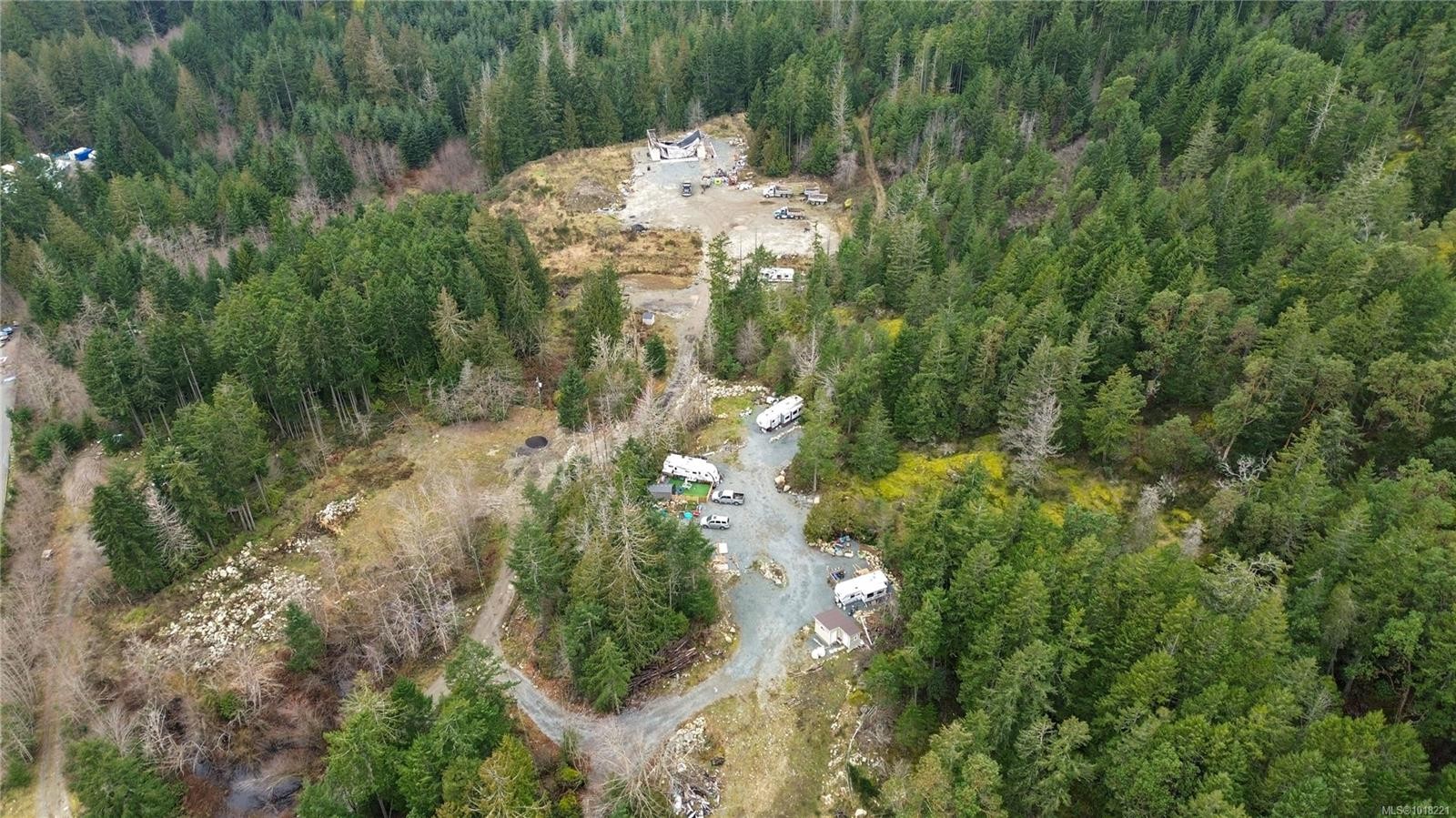 687-689 Shawnigan Lake Rd, Shawnigan Lake, BC