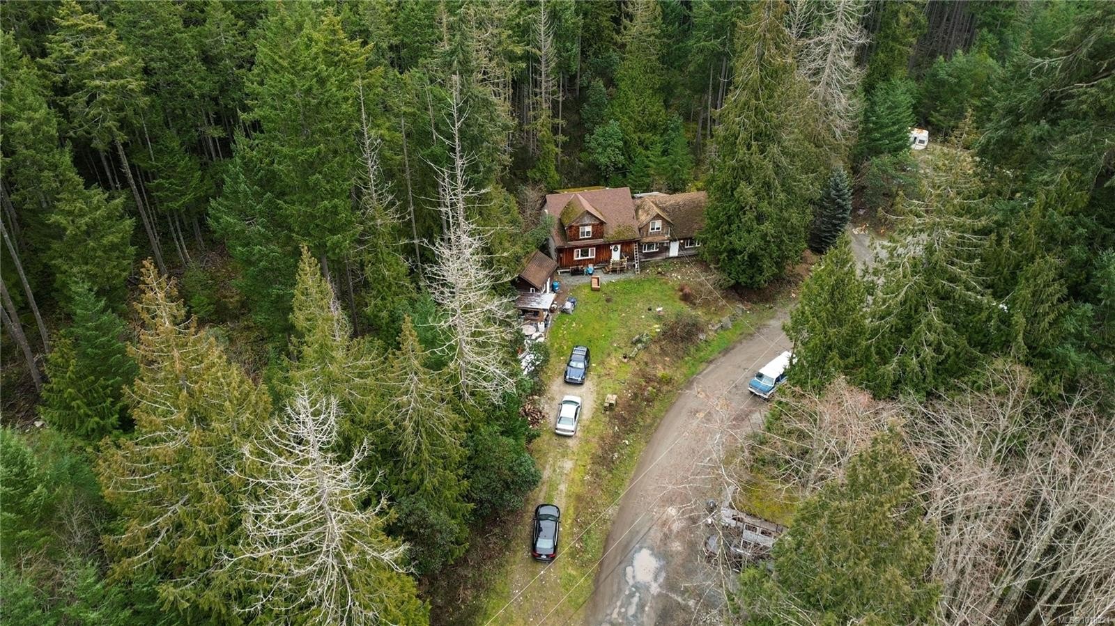 687-689 Shawnigan Lake Rd, Shawnigan Lake, BC