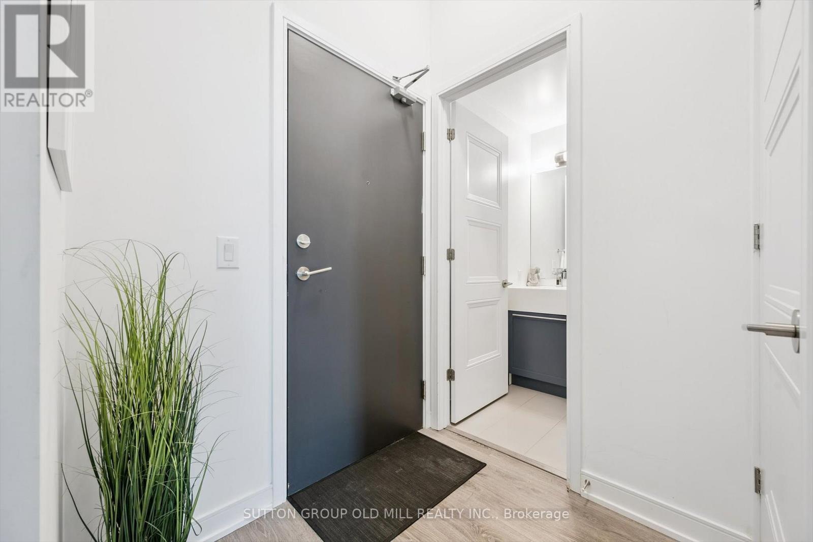 101 - 25 Neighbourhood Lane, Toronto, ON - Indoor Photo Showing Other Room