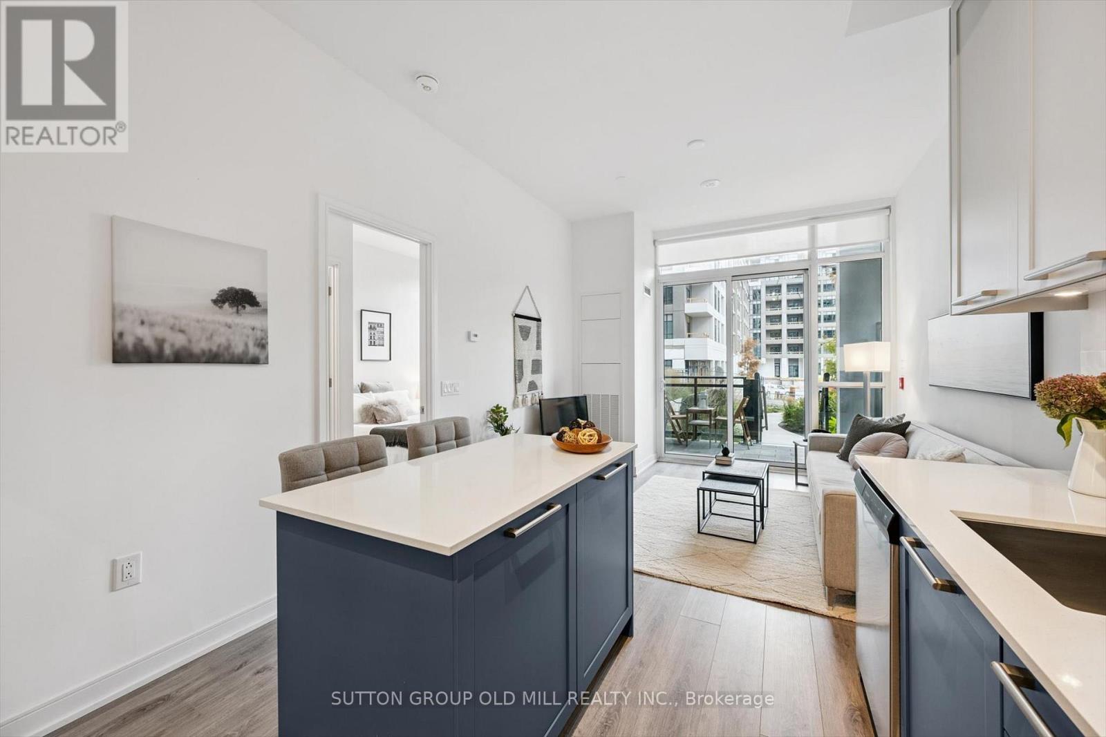 101 - 25 Neighbourhood Lane, Toronto, ON - Indoor Photo Showing Kitchen