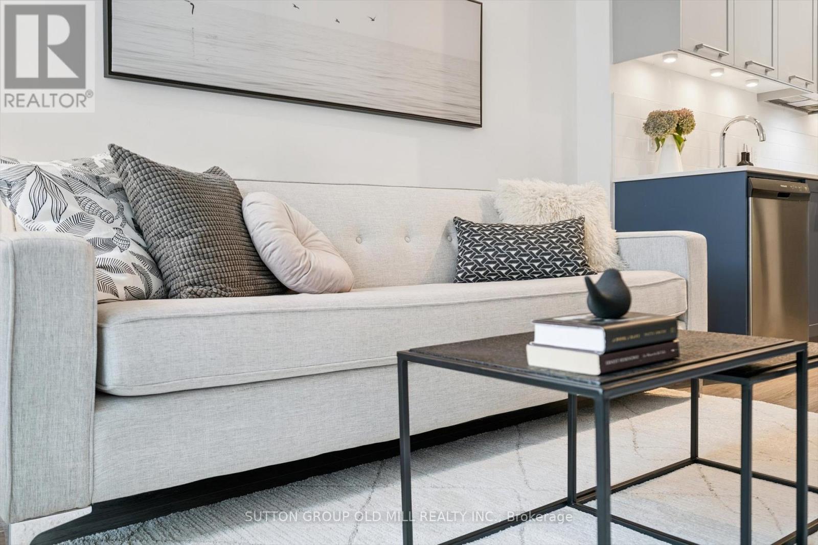 101 - 25 Neighbourhood Lane, Toronto, ON - Indoor