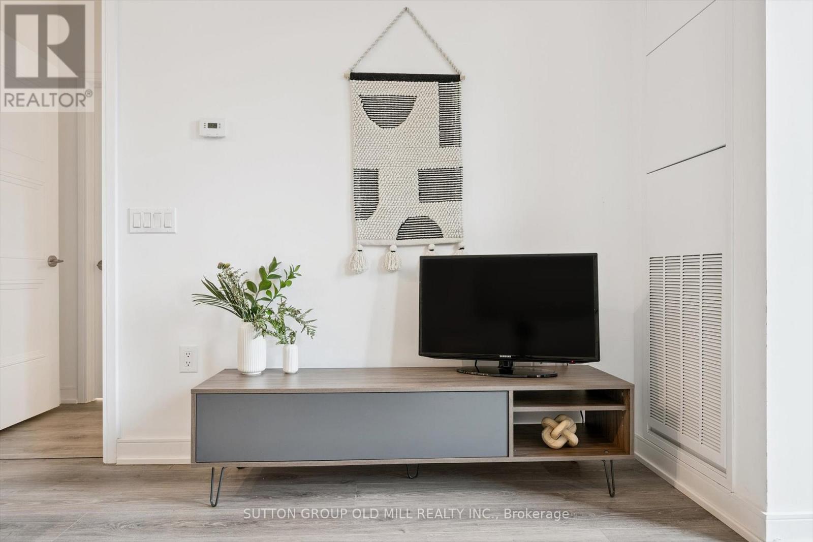 101 - 25 Neighbourhood Lane, Toronto, ON - Indoor Photo Showing Other Room