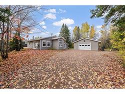 3 Dundas AVE Saint-Antoine, NB E4V 1N7