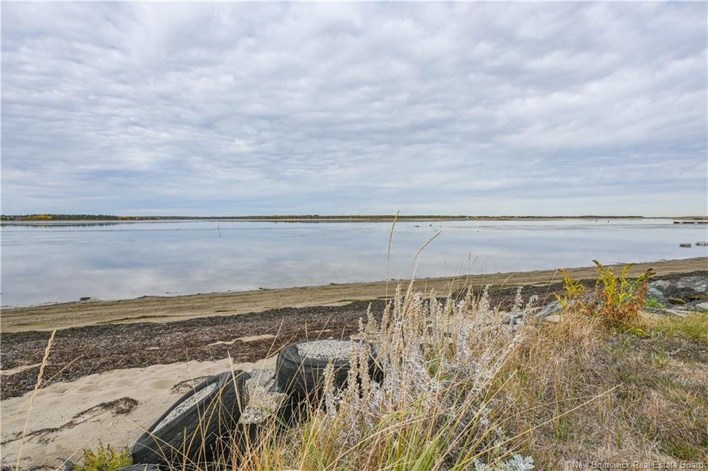 27 - 29 Bertie St, Val-Comeau, NB