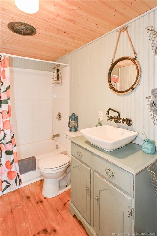 27 - 29 Bertie St, Val-Comeau, NB