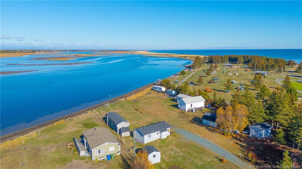 27 - 29 Bertie St, Val-Comeau, NB