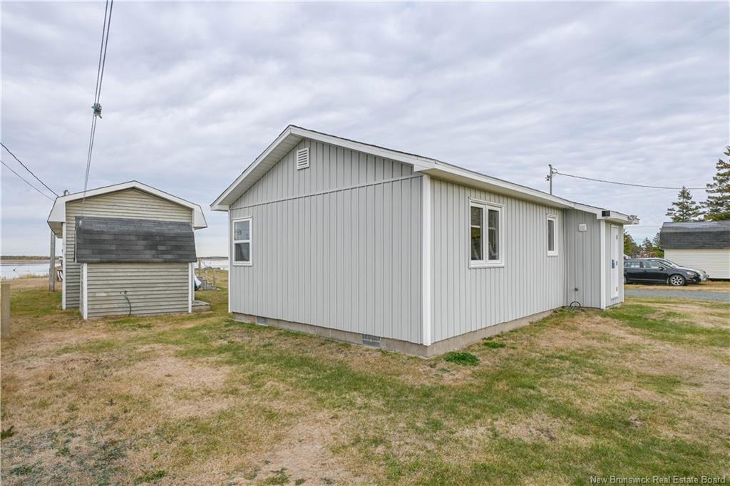 27 - 29 Bertie St, Val-Comeau, NB