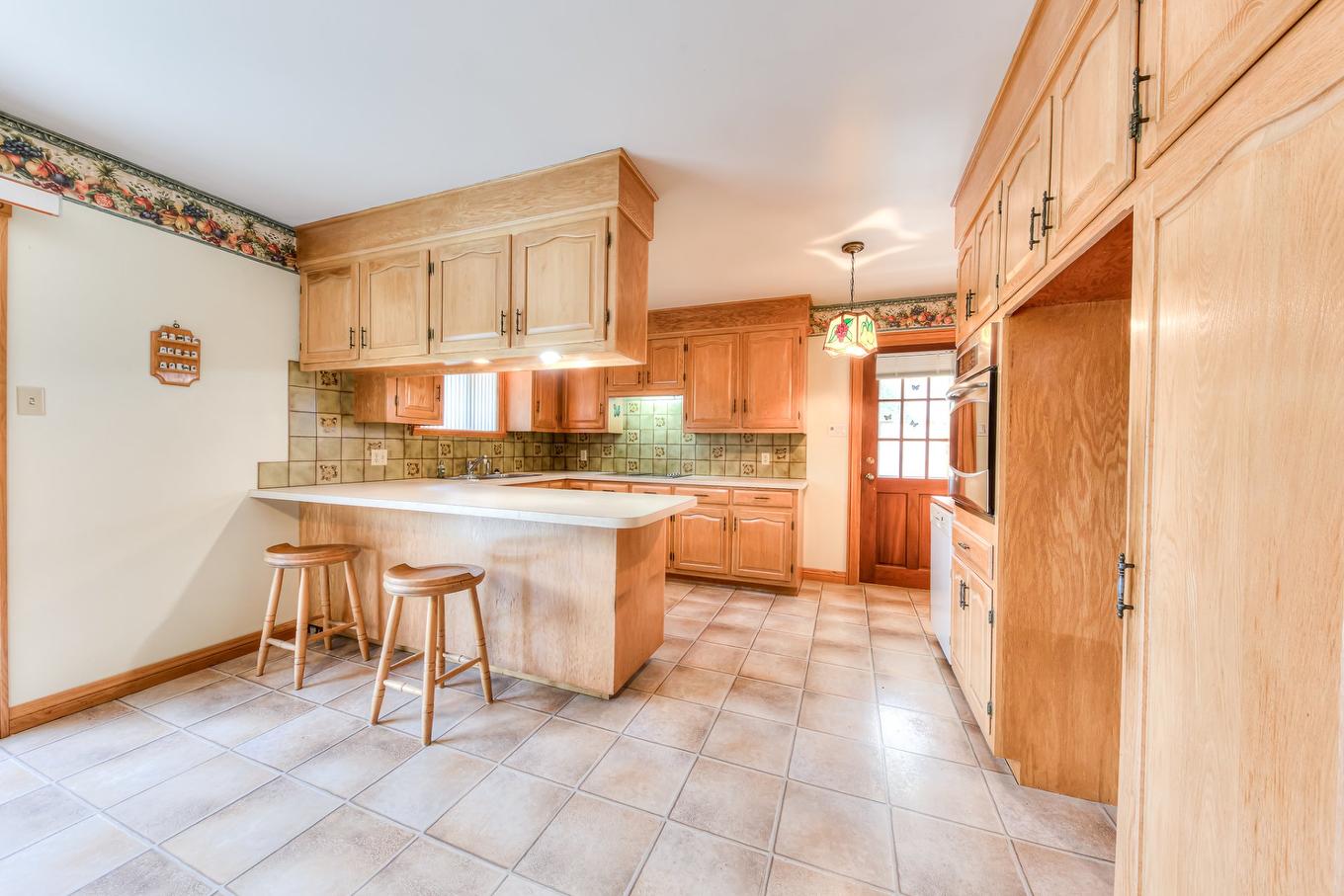 Kitchen - 3805 Rue De L'Université, Longueuil (Saint-Hubert), QC - Indoor Photo Showing Kitchen