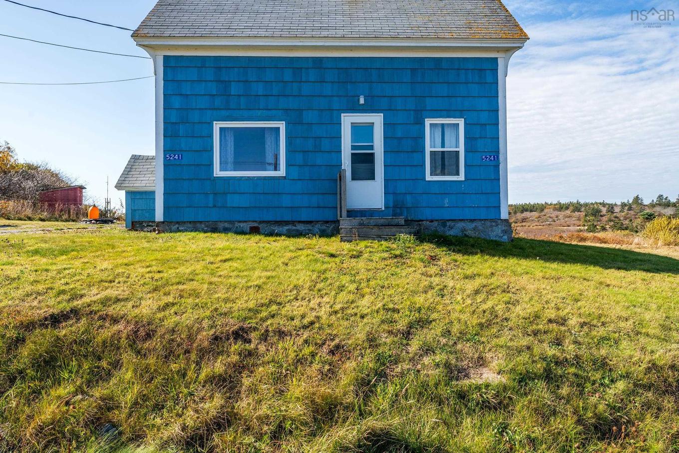 5241 Highway 1, Salmon River, NS