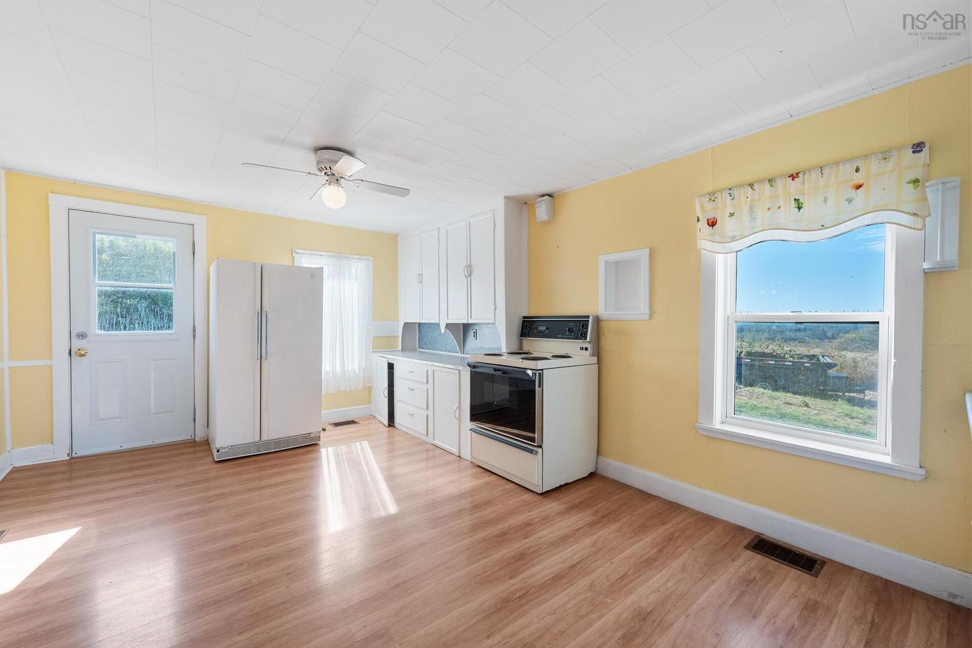 5241 Highway 1, Salmon River, NS