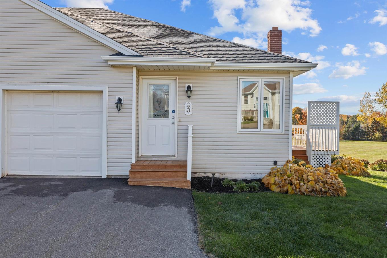 3 Krista Lane, Cornwall, PE