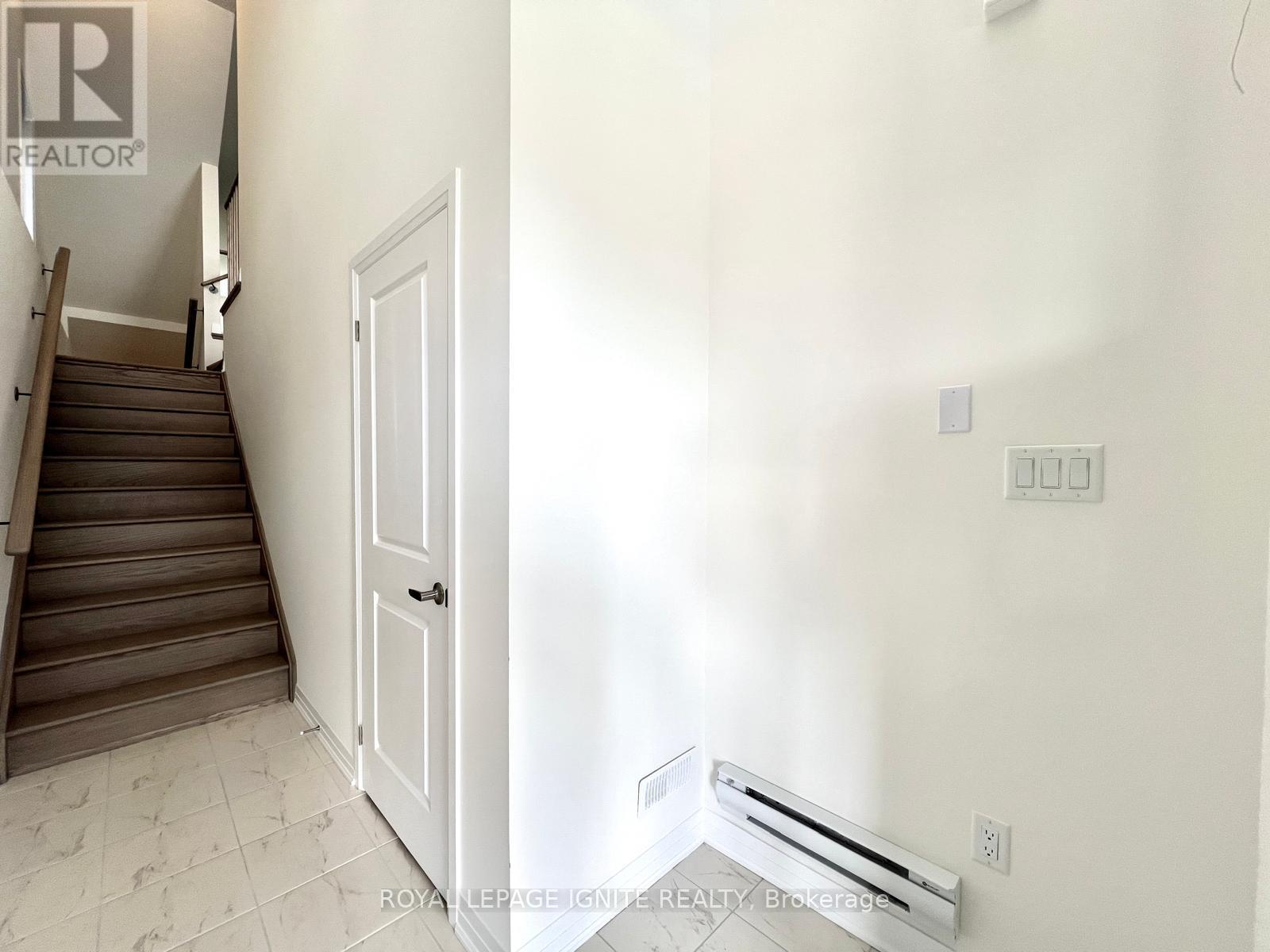 552 Hudson Crescent, Midland, ON - Indoor Photo Showing Other Room