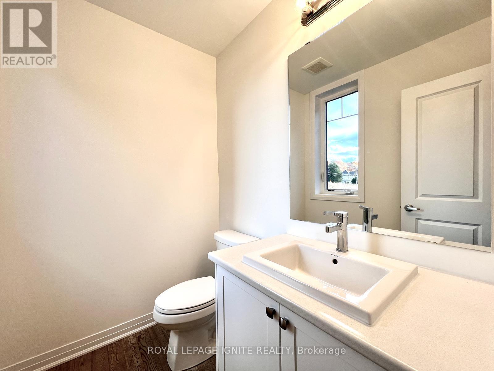 552 Hudson Crescent, Midland, ON - Indoor Photo Showing Bathroom