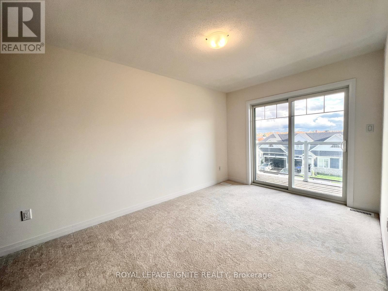 552 Hudson Crescent, Midland, ON - Indoor Photo Showing Other Room