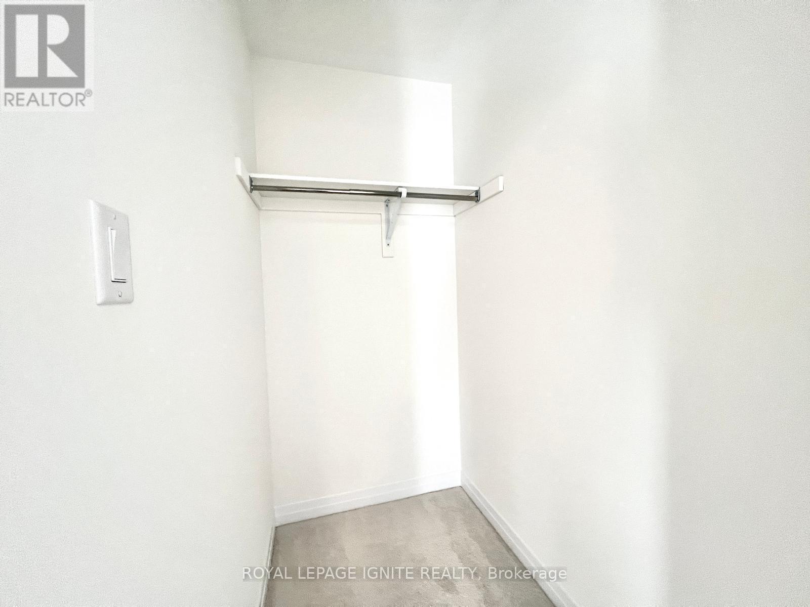 552 Hudson Crescent, Midland, ON - Indoor With Storage