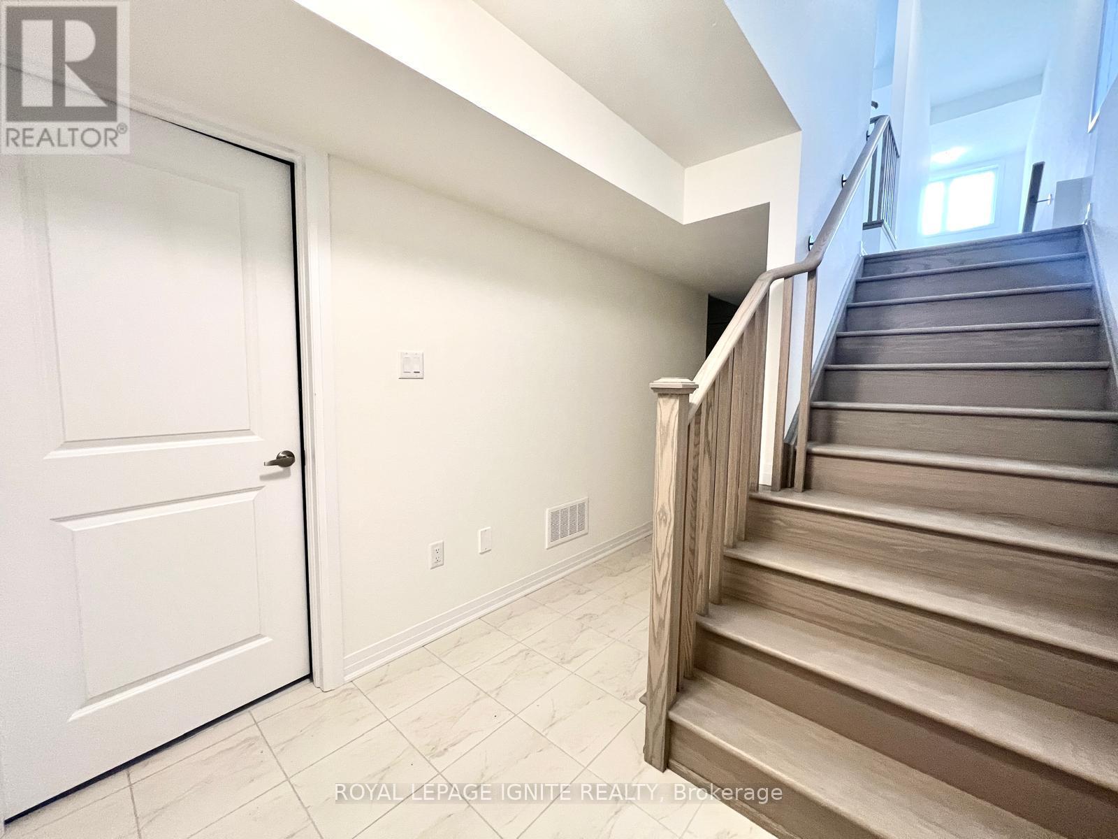 552 Hudson Crescent, Midland, ON - Indoor Photo Showing Other Room