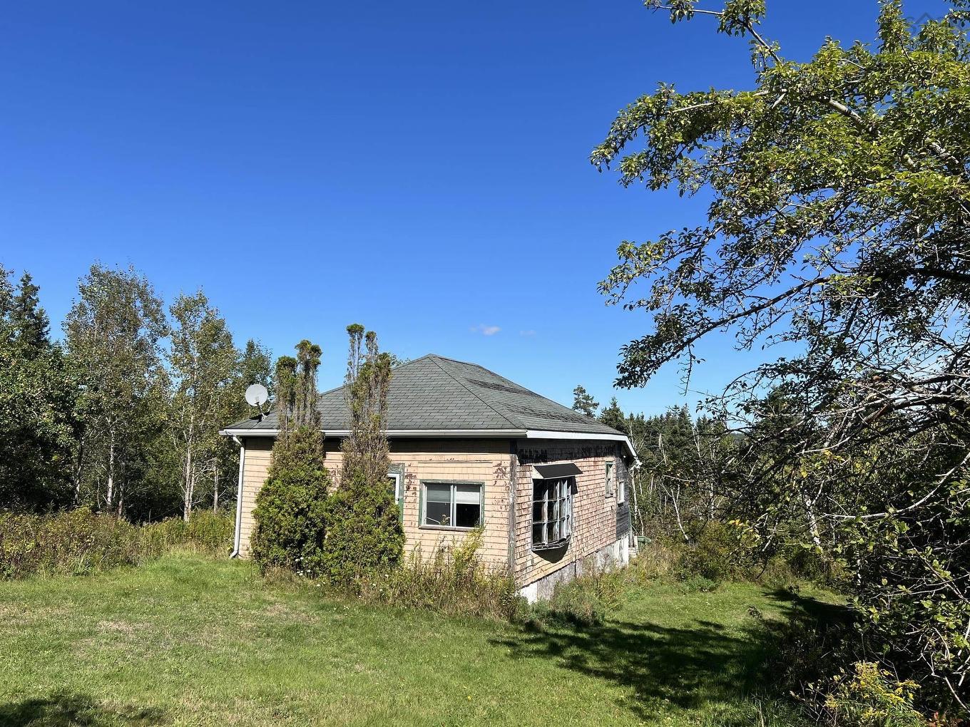 35 Rainbow Haven, Cow Bay, NS