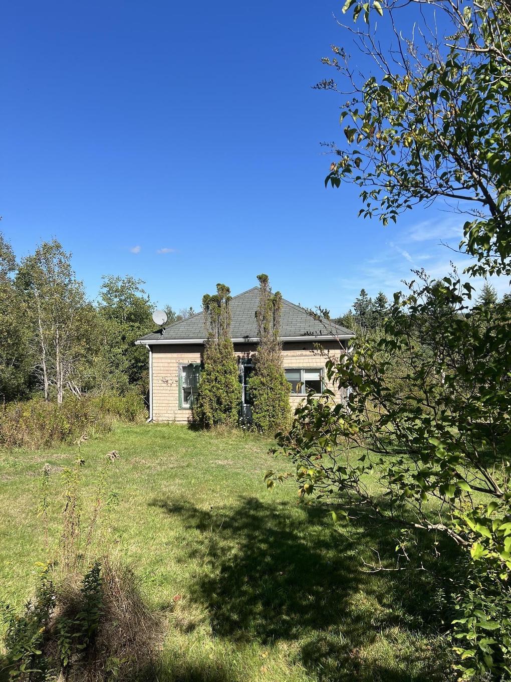 35 Rainbow Haven, Cow Bay, NS