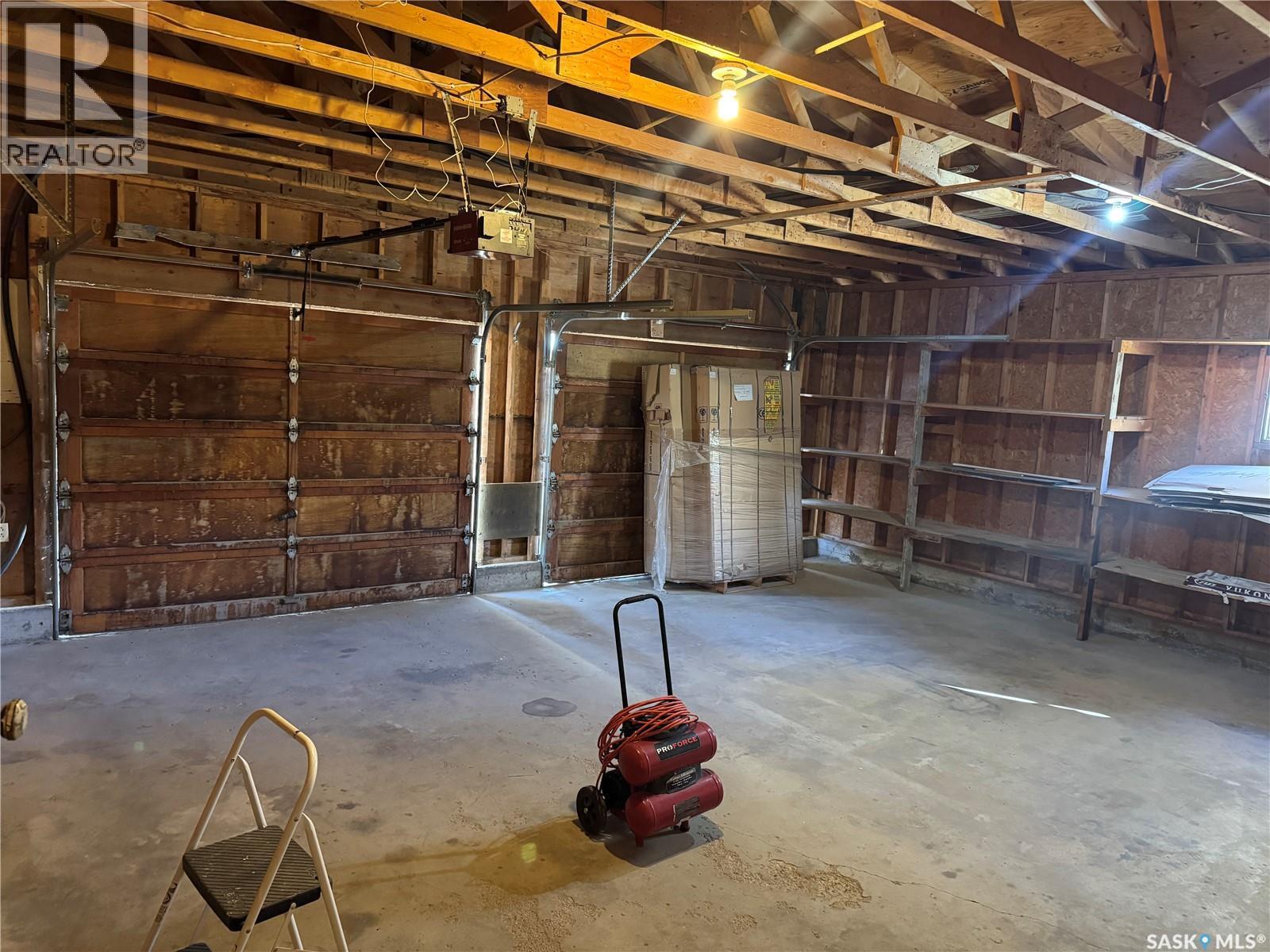Shady Grove Acreage, Leroy Rm No. 339, SK - Indoor Photo Showing Garage